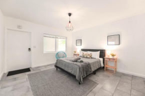 Convenient Studio 15 min from the beach